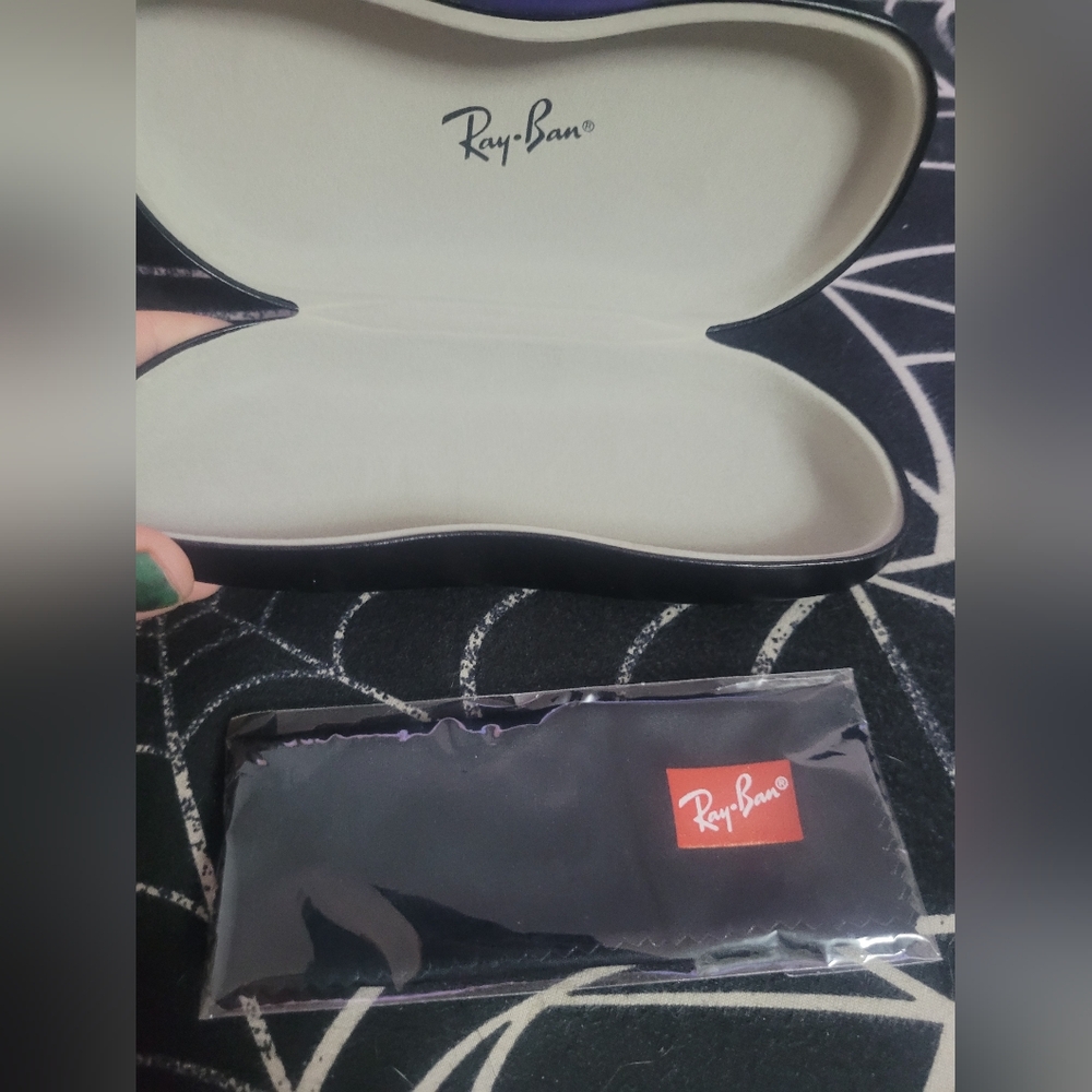 Ray-Ban Cream Glasses Case